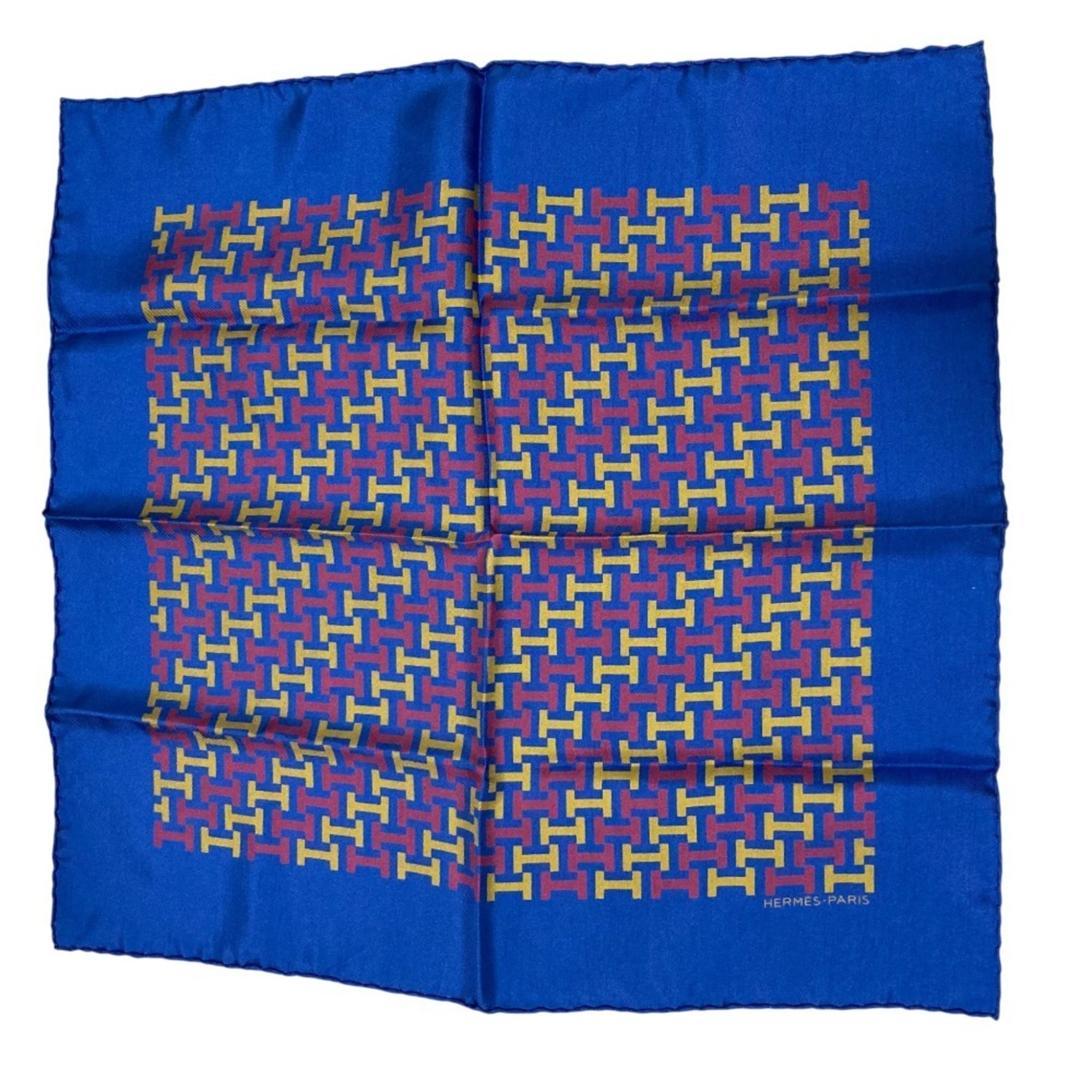 HERMES Vintage H-pattern CarrÃ© 45 Petit Silk Scarf/Muffler in Navy for Women