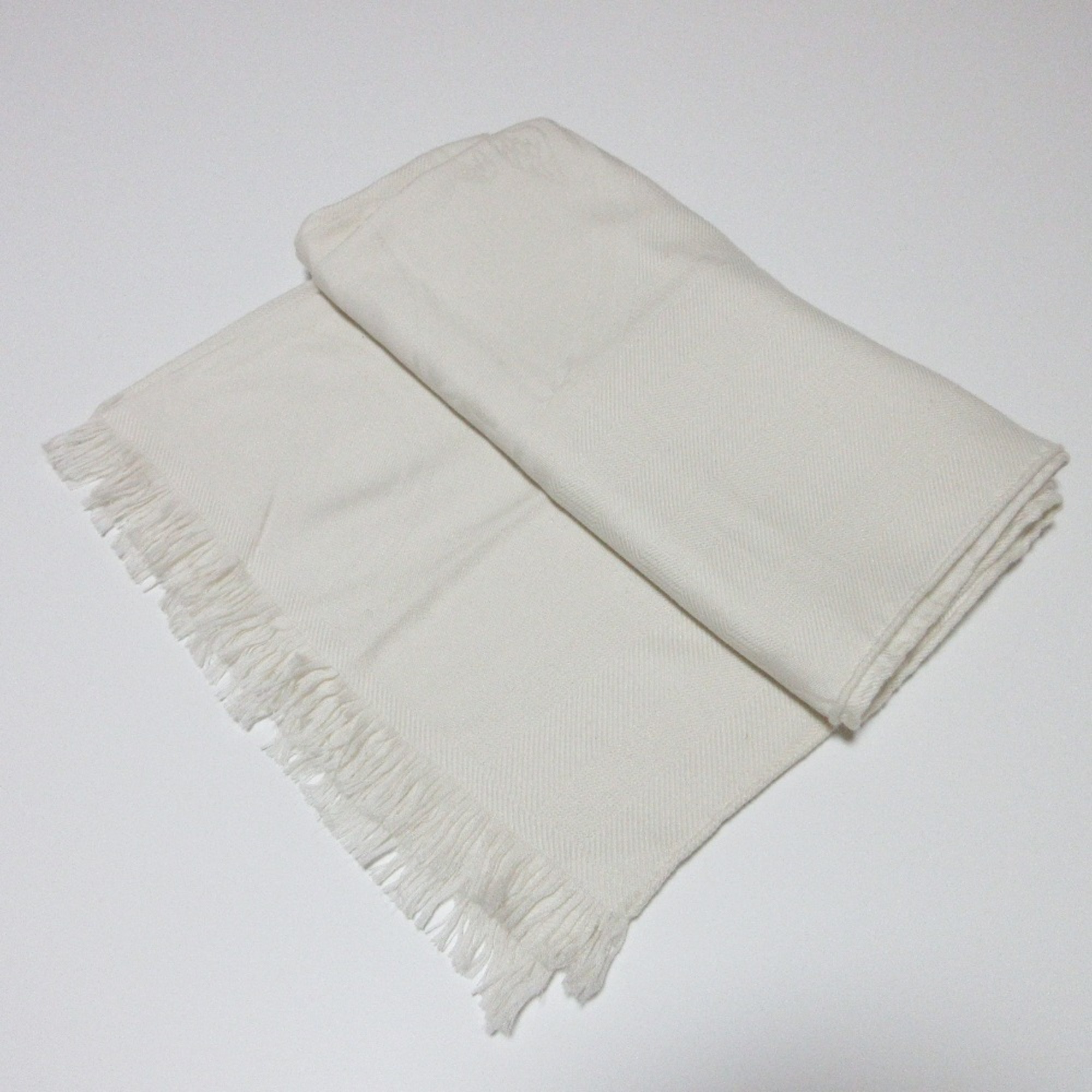 HERMES ETOLE NEW LIBRIS CONFETTIS D’EX-LIBRIS New Libris Cashmere Large Stole/Shawl, Ivory, Women’s