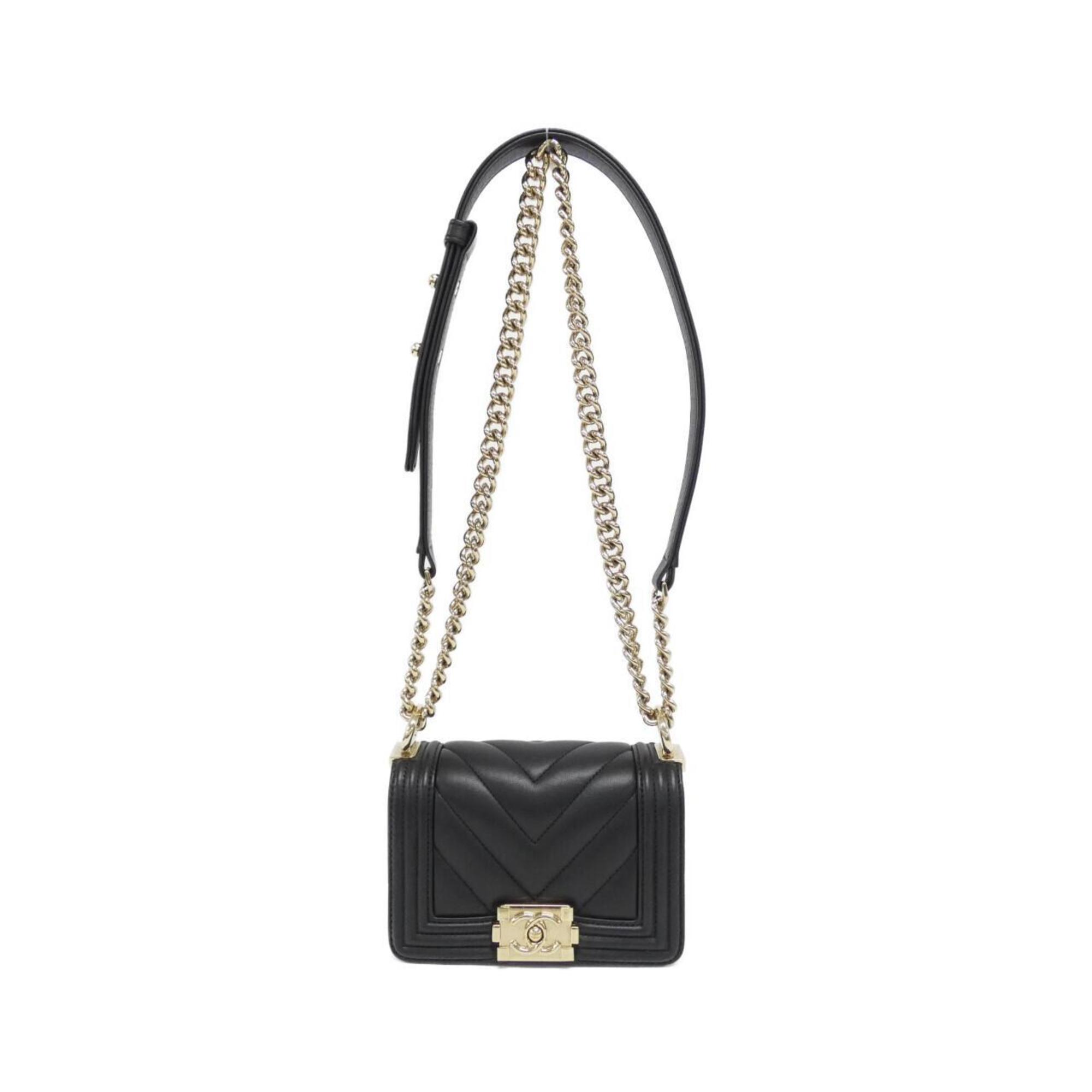 Chanel Boy 67364 Shoulder Bag