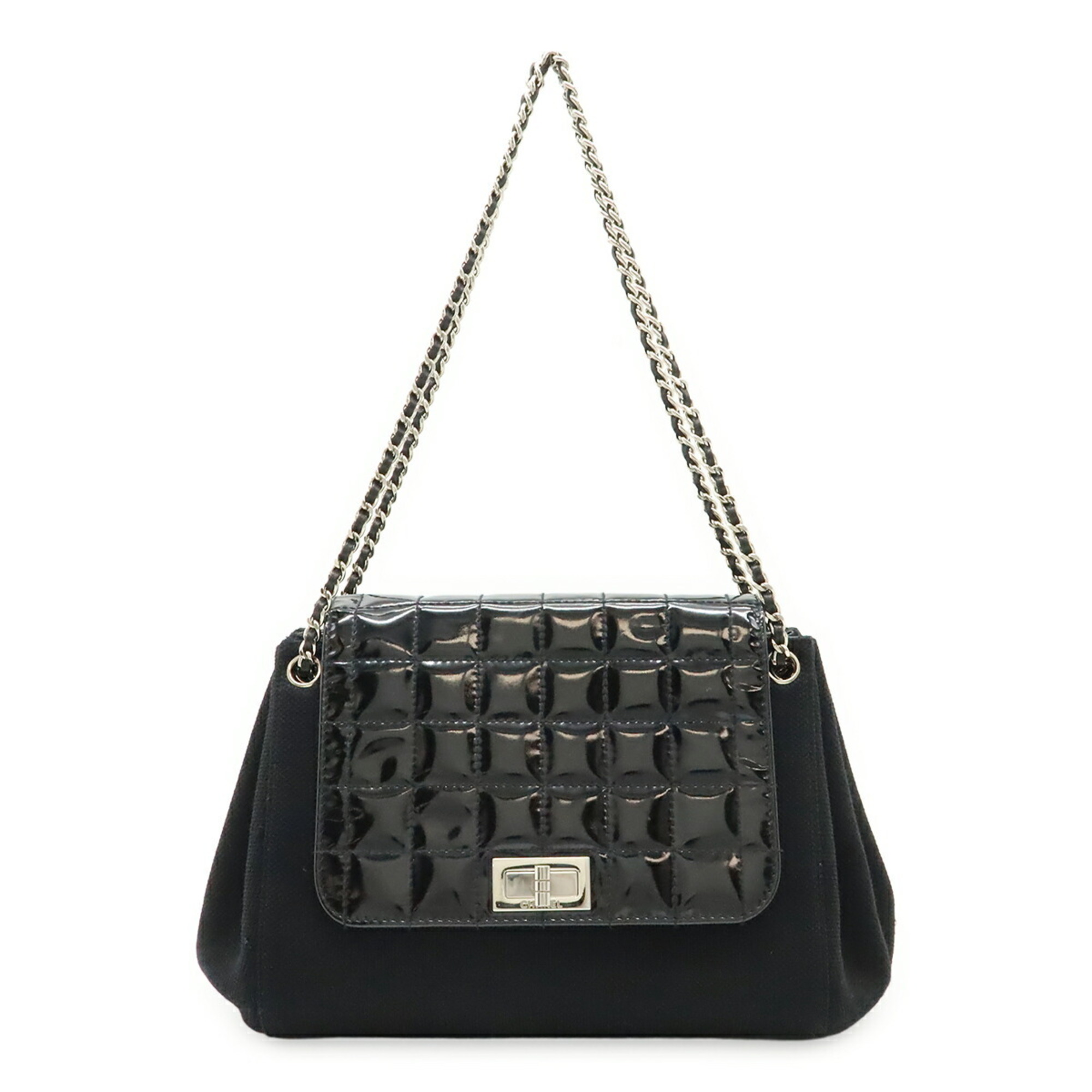 CHANEL 2.55 Chocobar Chain Shoulder Bag in Quilted Cotton, Patent Leather, and Black