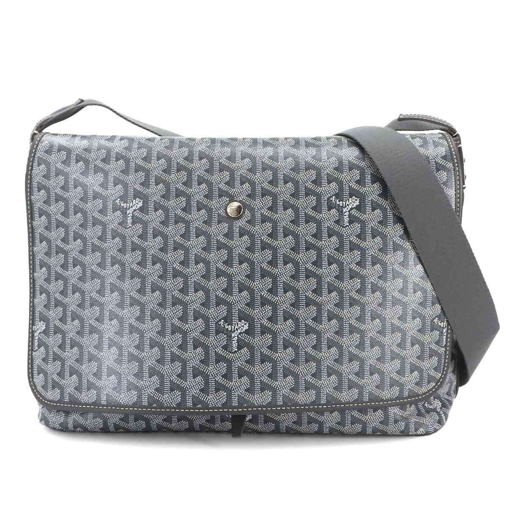 Goyard Capetien MM Shoulder Bag in PVC and Leather, Gray Herringbone