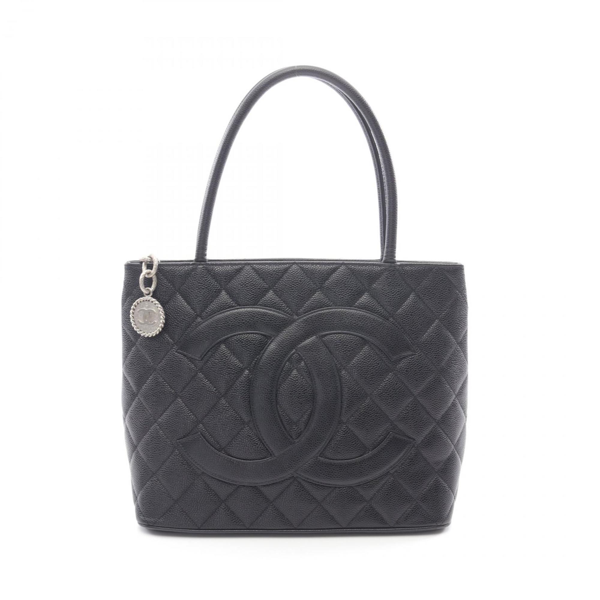 Chanel Reissue Tote Bag in Grained Calfskin Leather, Black