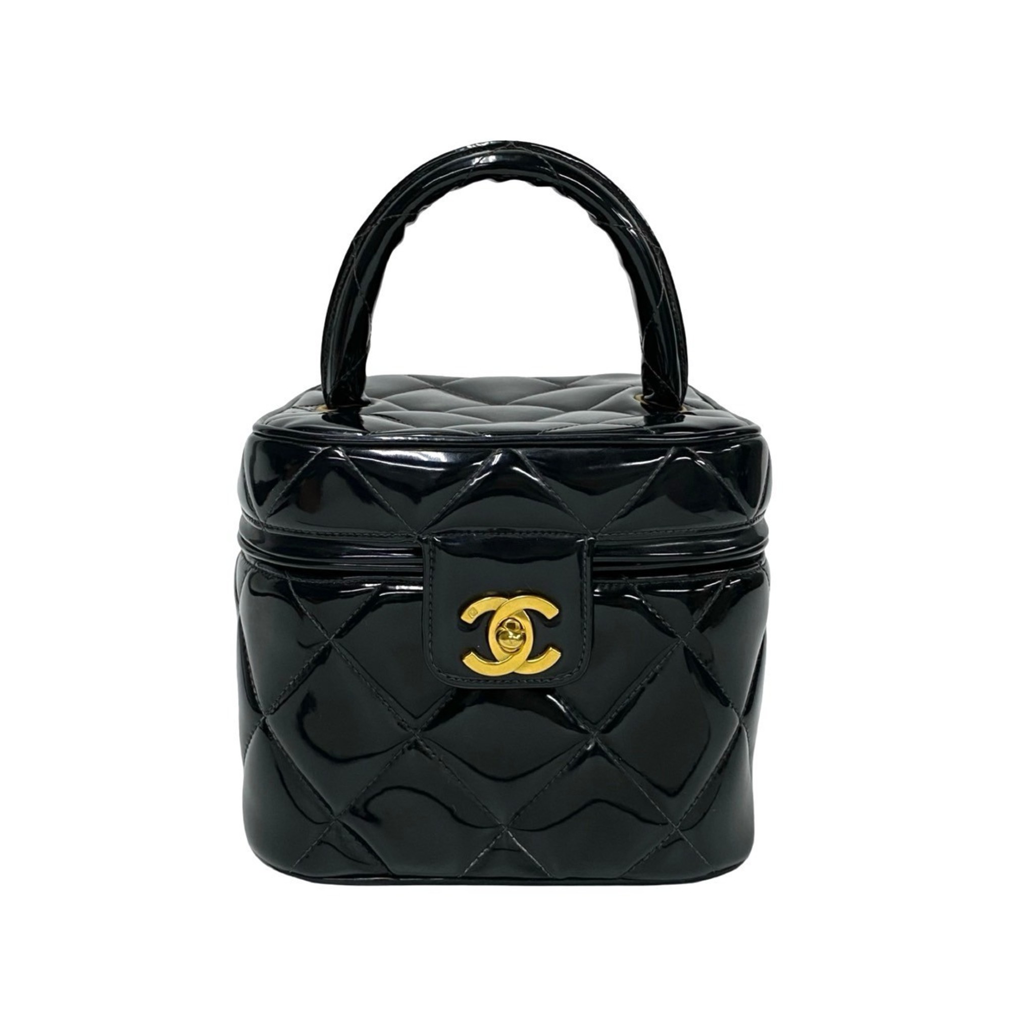 CHANEL Matelasse Heart Mirror Vanity Patent Leather Handbag in Black 03401