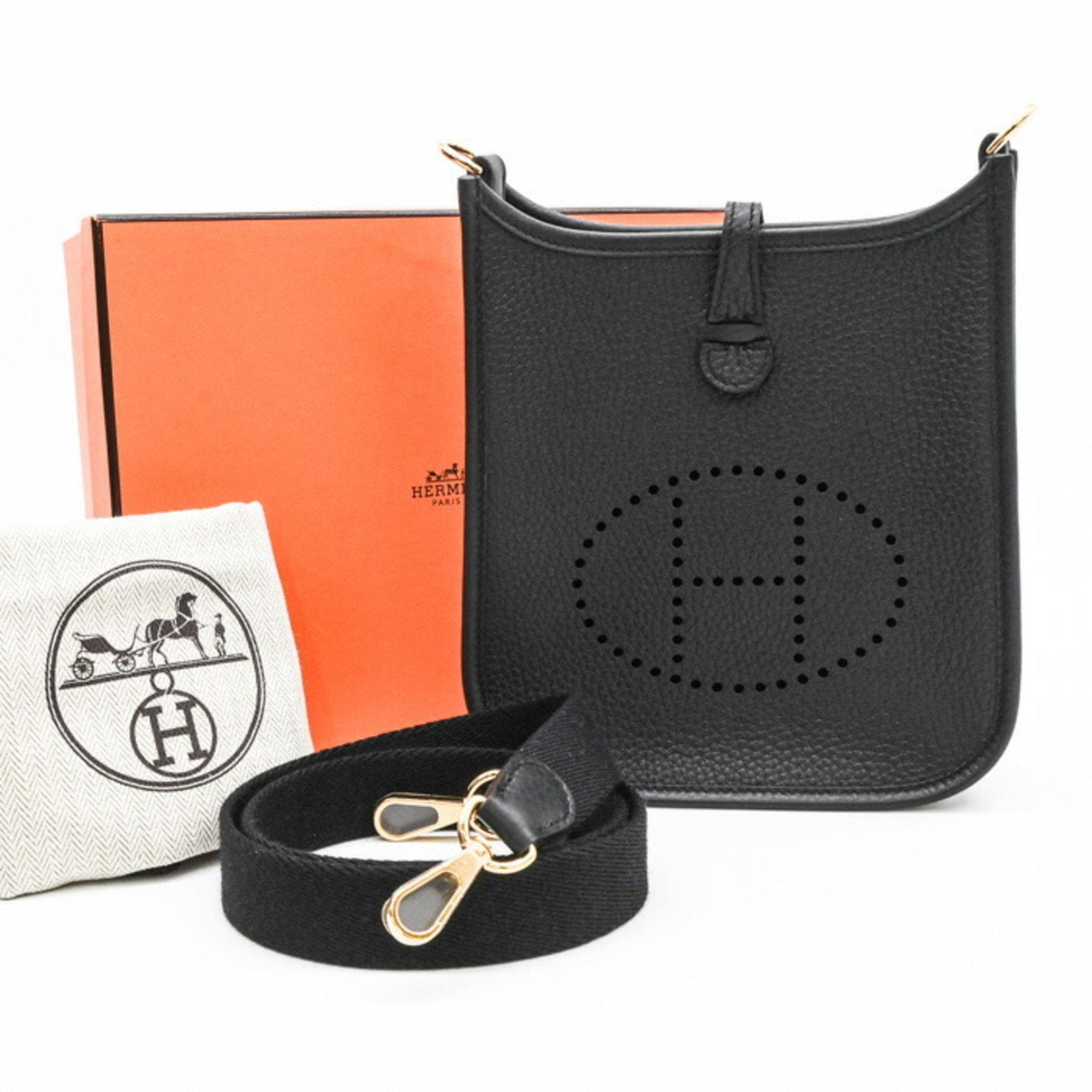 HERMES Evelyn TPM 16 Shoulder Bag in Taurillon Clemence Leather, Black #K