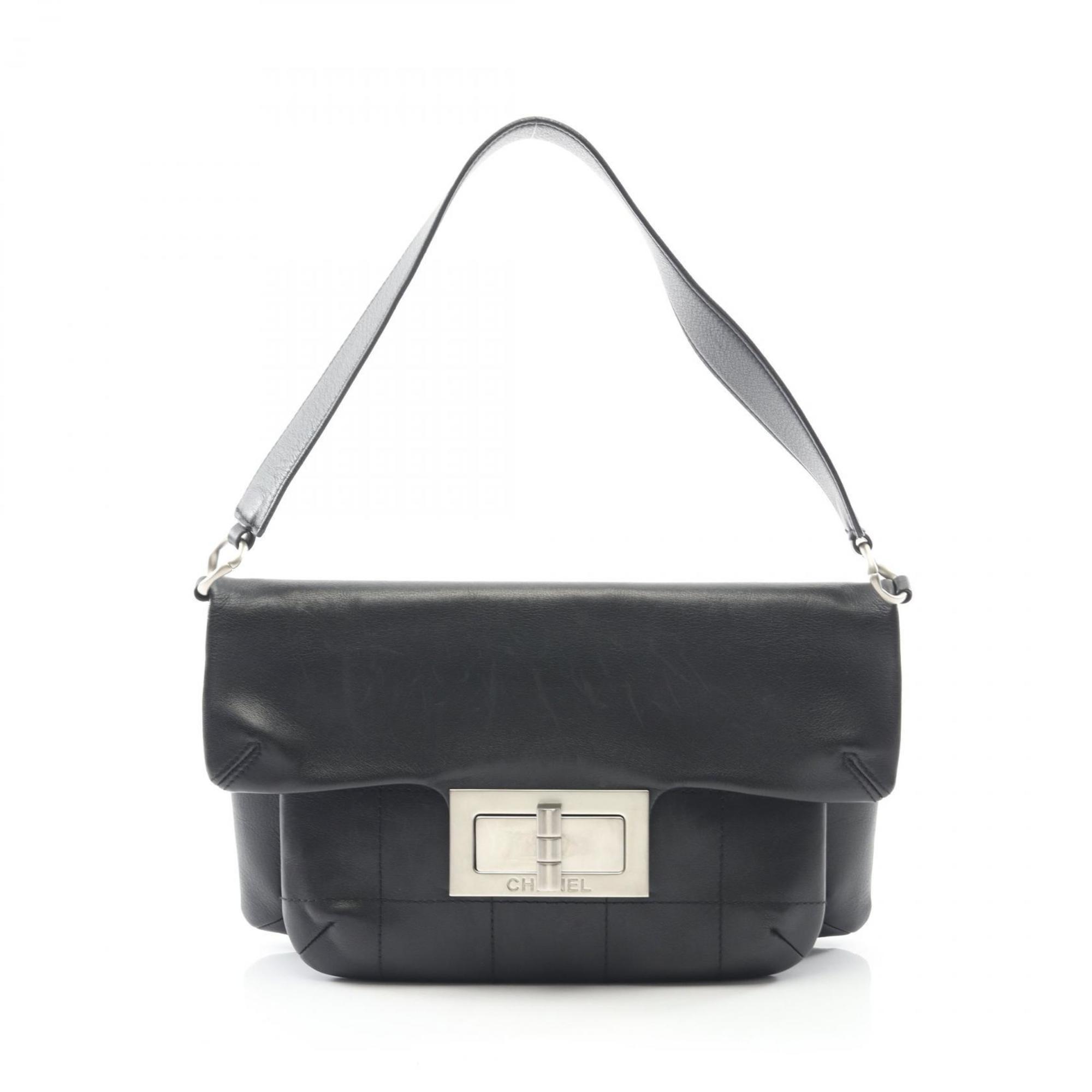 CHANEL 2.55 Chocobar Shoulder Bag, Leather, Women’s, Black