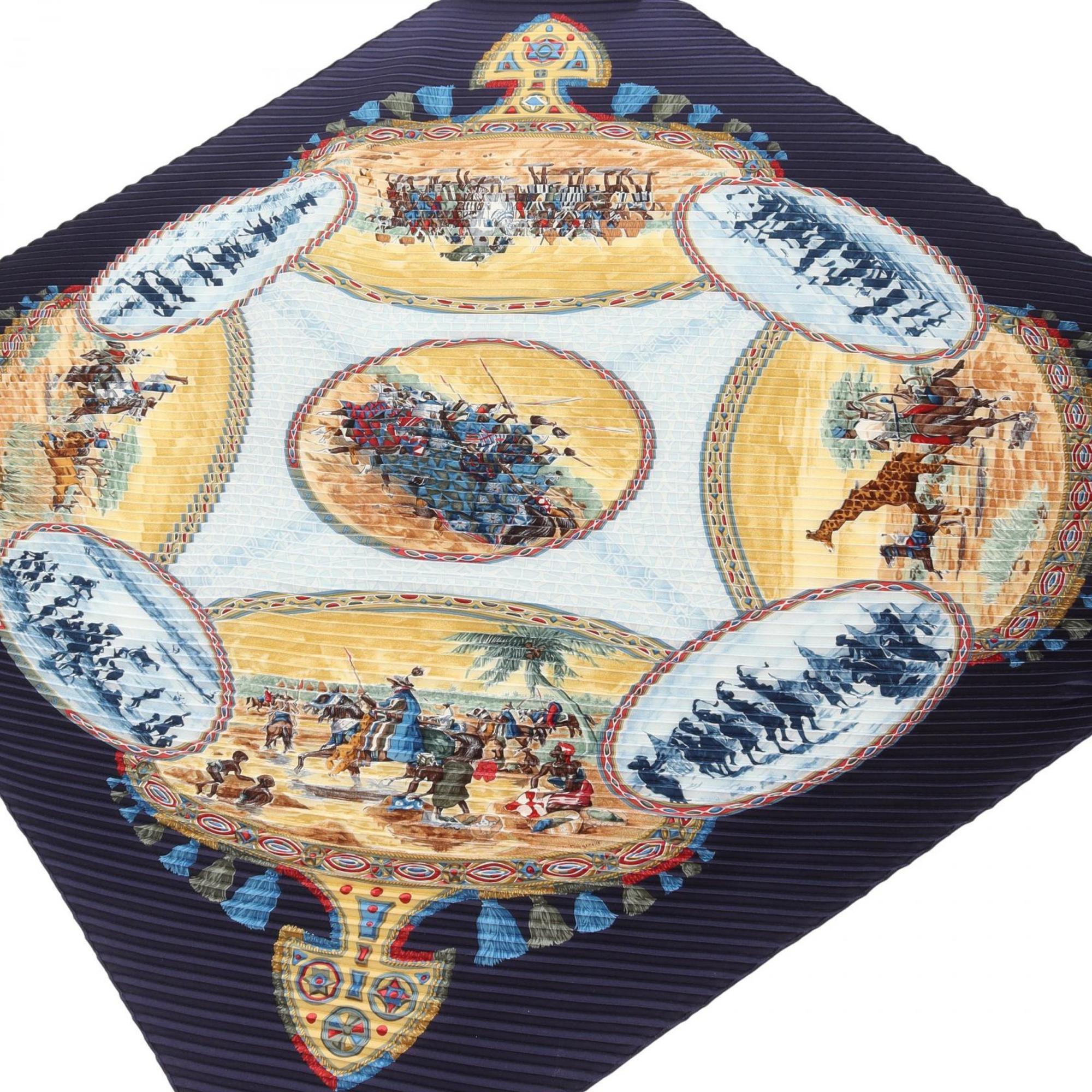 Hermes HermÃ¨s CarrÃ© PresÃ©e Cavaliers Peuls Silk Scarf for Women, Navy Multicolor